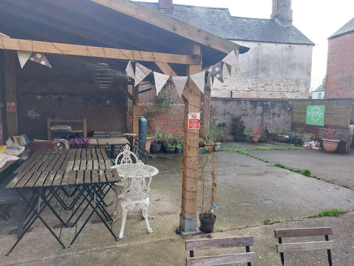 16 Market Place, Melton Mowbray LE13 1XD