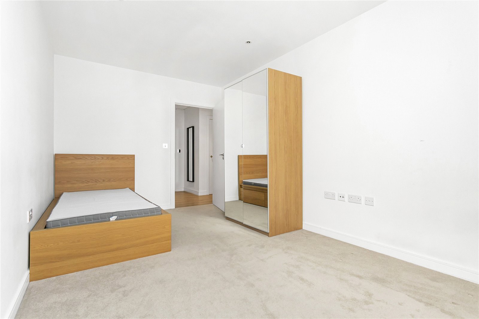 Heritage Place, Brentford, TW8 Image 8