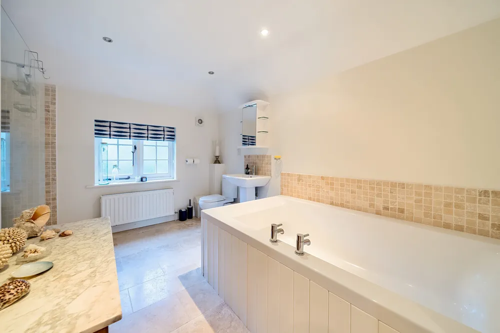 Wapseys Lane, Hedgerley, SL2