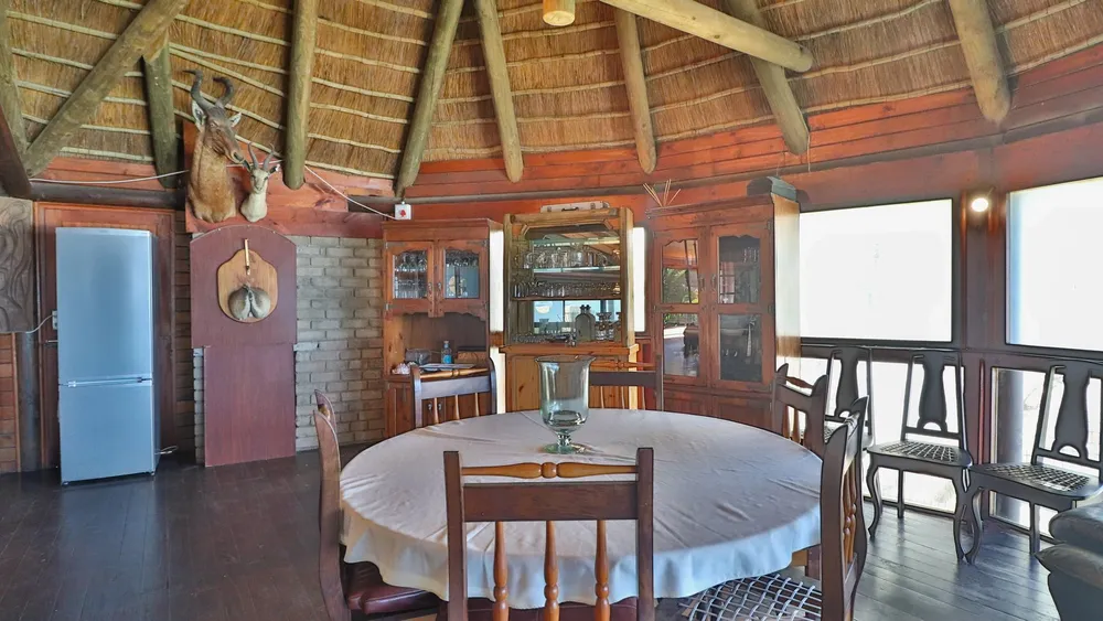 South Africa, Western Cape, Dana Bay, P. Nutans Street, 12