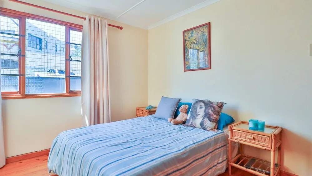 South Africa, Western Cape, Dana Bay, P. Nutans Street, 12