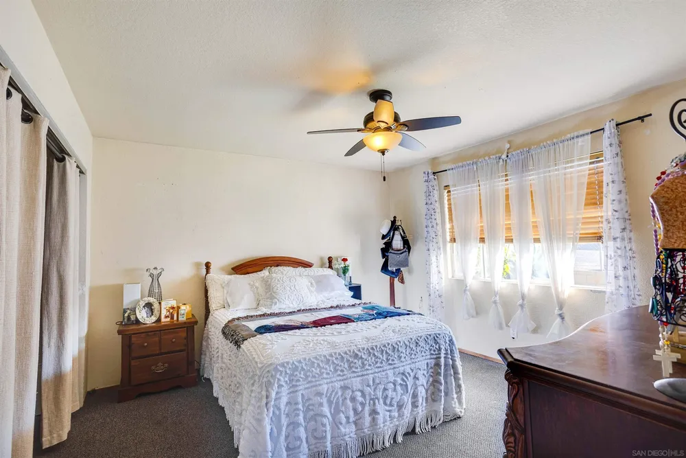 2931 E 19th St, National City, CA 91950