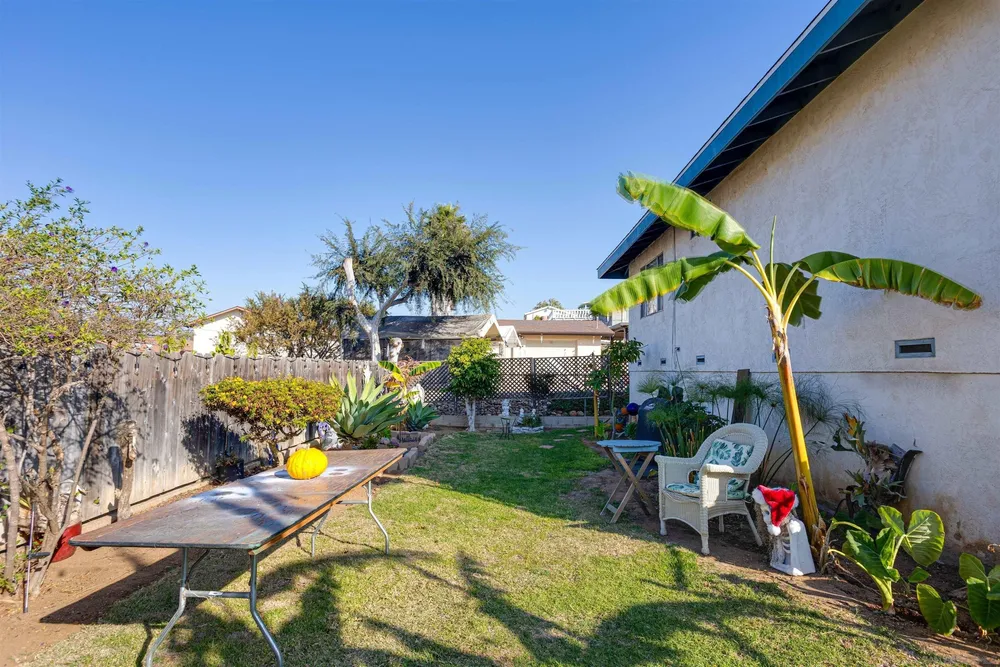 2931 E 19th St, National City, CA 91950