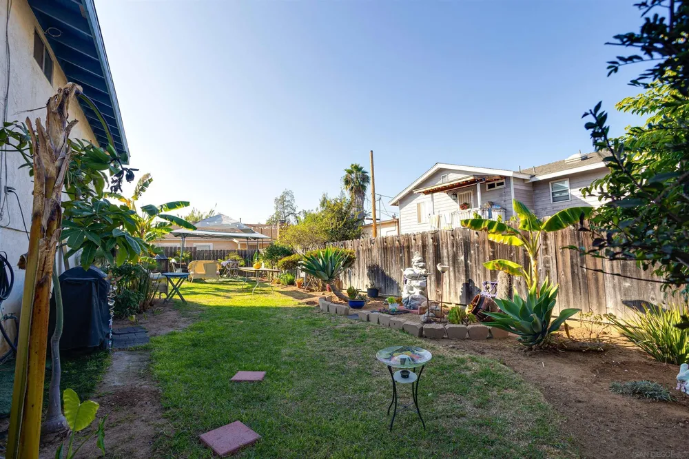 2931 E 19th St, National City, CA 91950