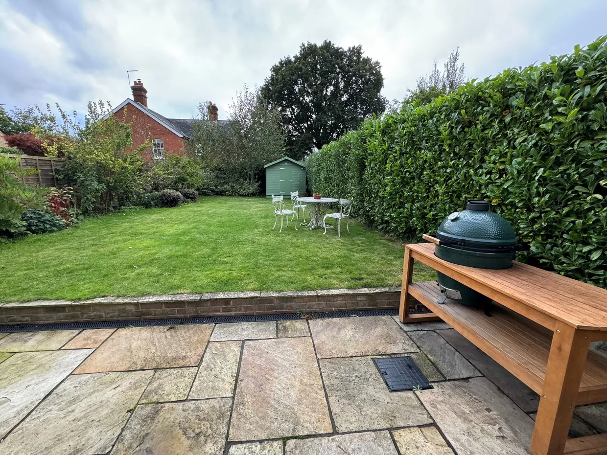 Burnt Hill Way, Farnham, GU10 photo 3