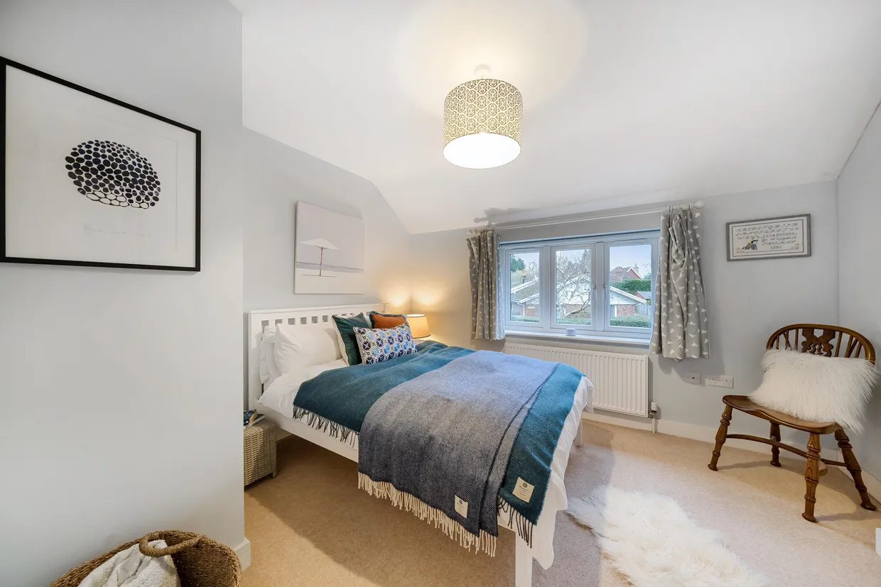 Burnt Hill Way, Farnham, GU10 photo 6