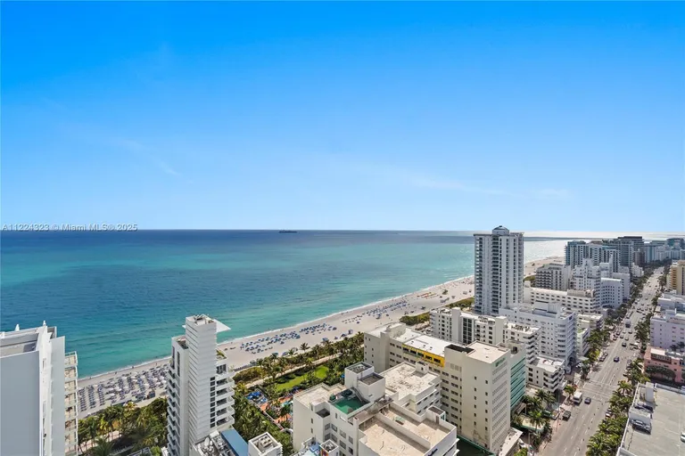 4401 Collins Ave, Miami Beach, FL 33140