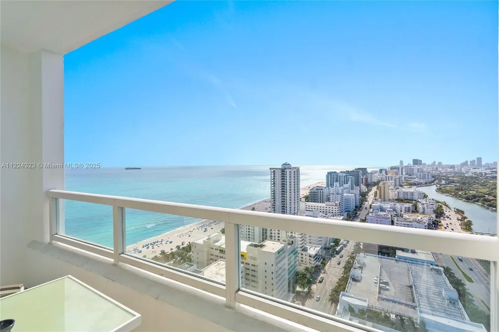 4401 Collins Ave, Miami Beach, FL 33140