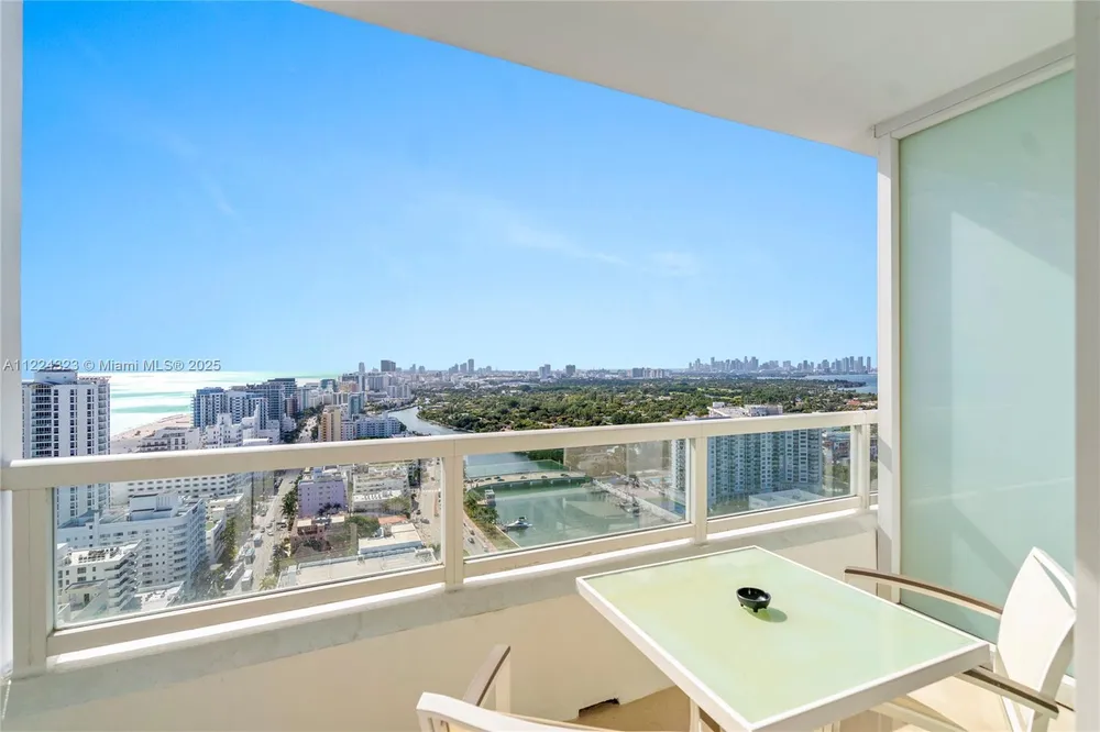 4401 Collins Ave, Miami Beach, FL 33140