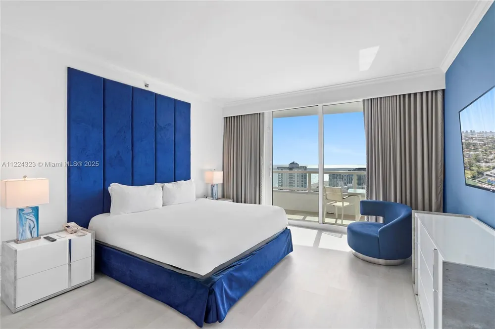 4401 Collins Ave, Miami Beach, FL 33140