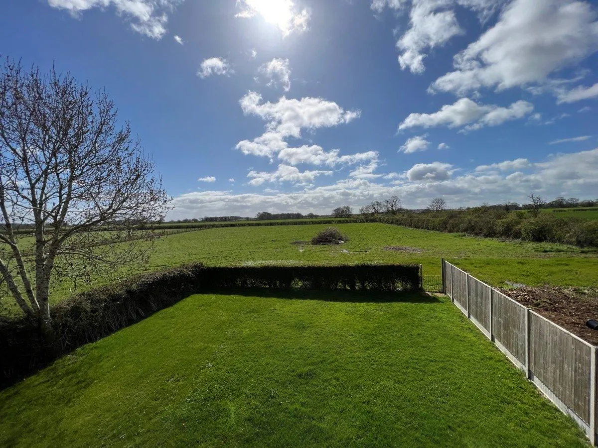 HILLTOP FARM COTTAGES, CROXTON KERRIAL, GRANTHAM