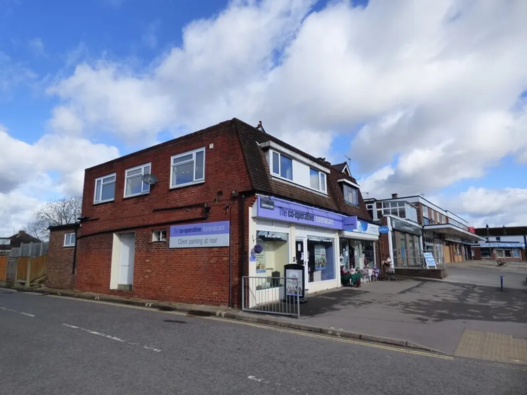 London Road, Cowplain, Waterlooville, Hampshire, PO8