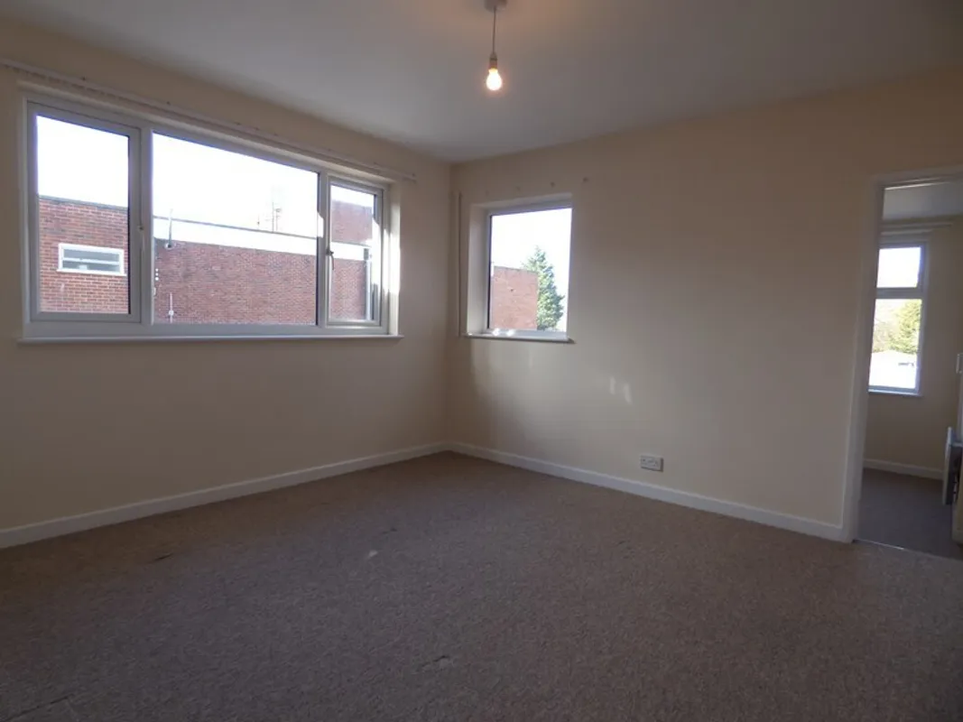 London Road, Cowplain, Waterlooville, Hampshire, PO8