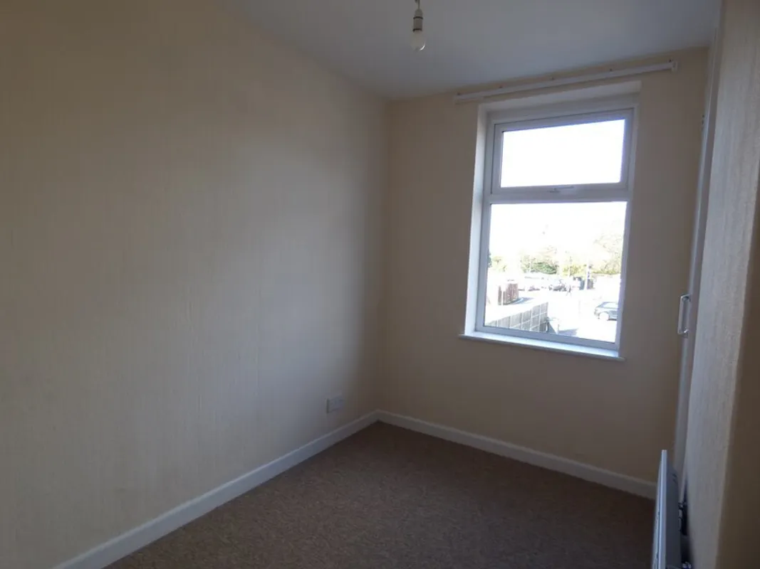 London Road, Cowplain, Waterlooville, Hampshire, PO8