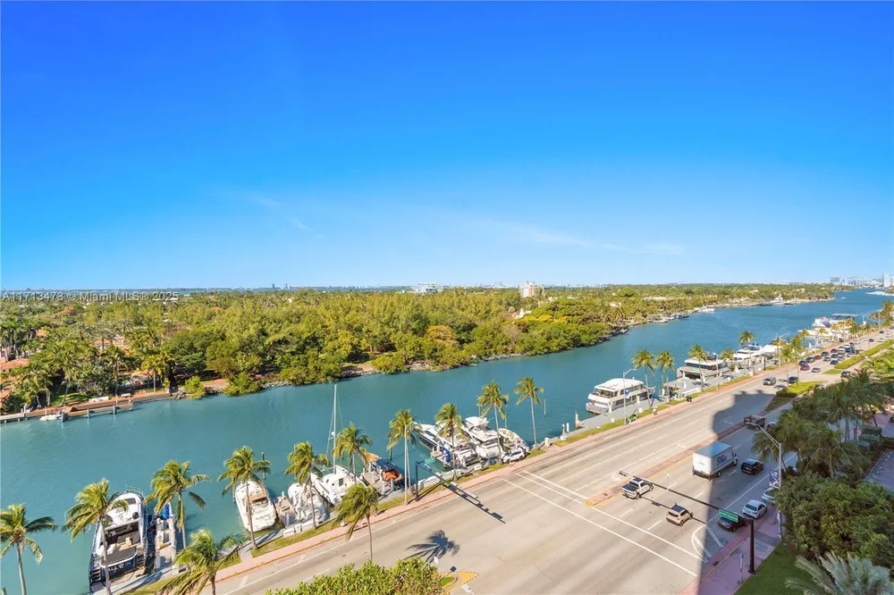 4401 Collins Ave, Miami Beach, FL 33140