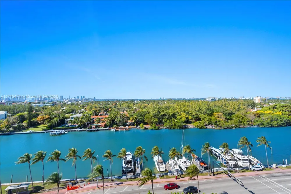 4401 Collins Ave, Miami Beach, FL 33140