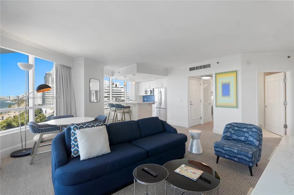 4401 Collins Ave, Miami Beach, FL 33140