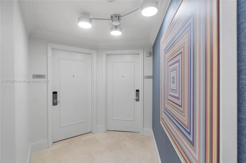 4401 Collins Ave, Miami Beach, FL 33140