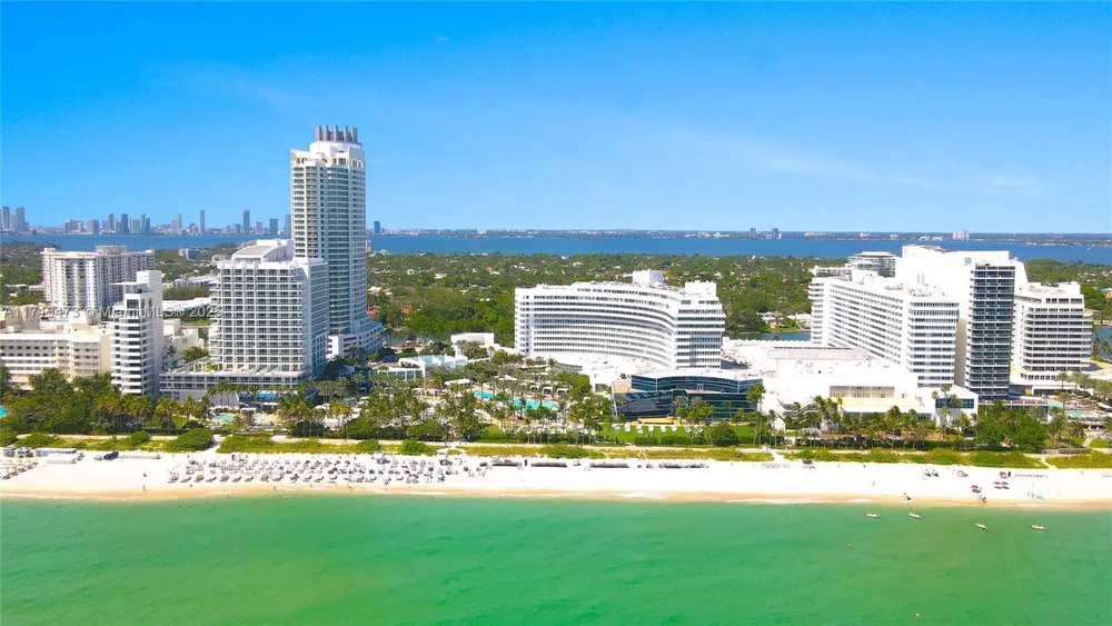 4401 Collins Ave, Miami Beach, FL 33140
