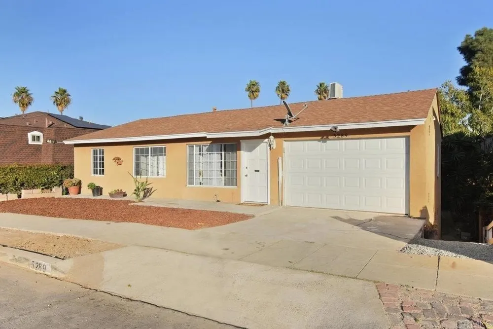 5289 Velma Terrace, San Diego, CA 92114