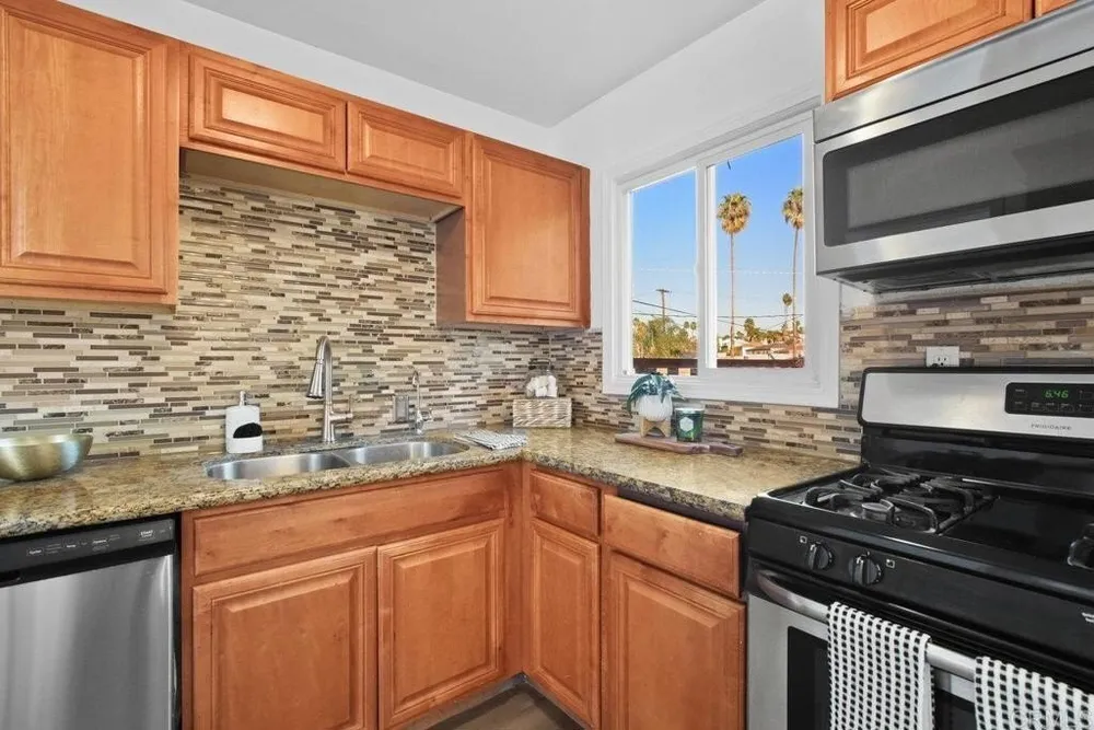 5289 Velma Terrace, San Diego, CA 92114