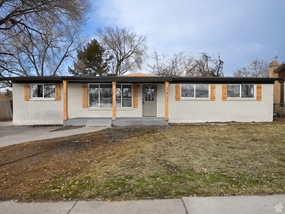 23 E Emerald Dr, Layton, UT 84041