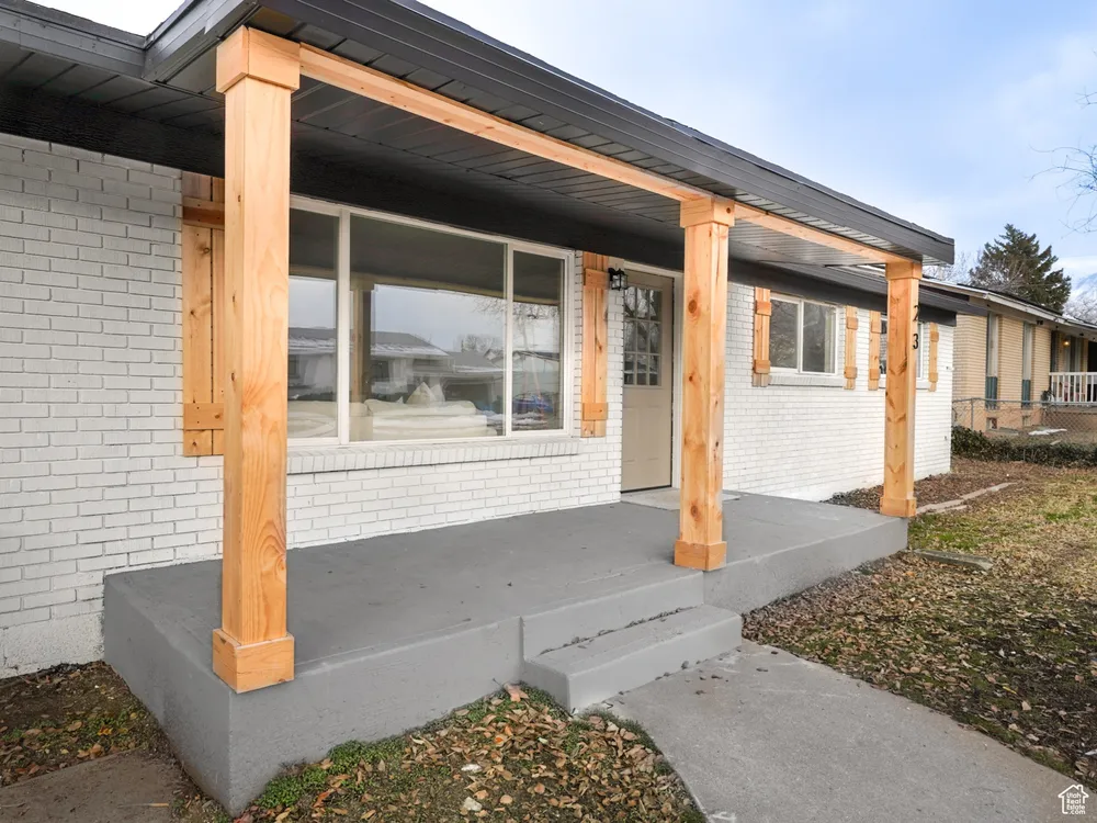 23 E Emerald Dr, Layton, UT 84041