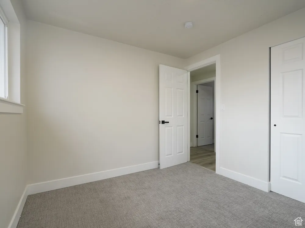 23 E Emerald Dr, Layton, UT 84041