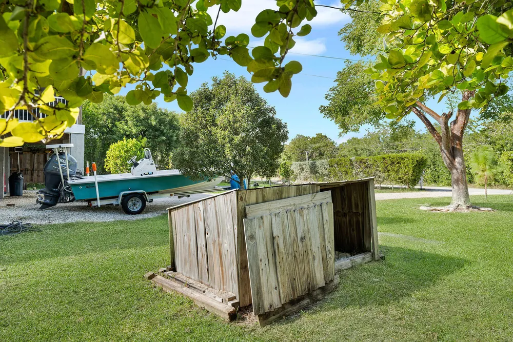 30246 Watson Blvd, Big Pine, FL 33043