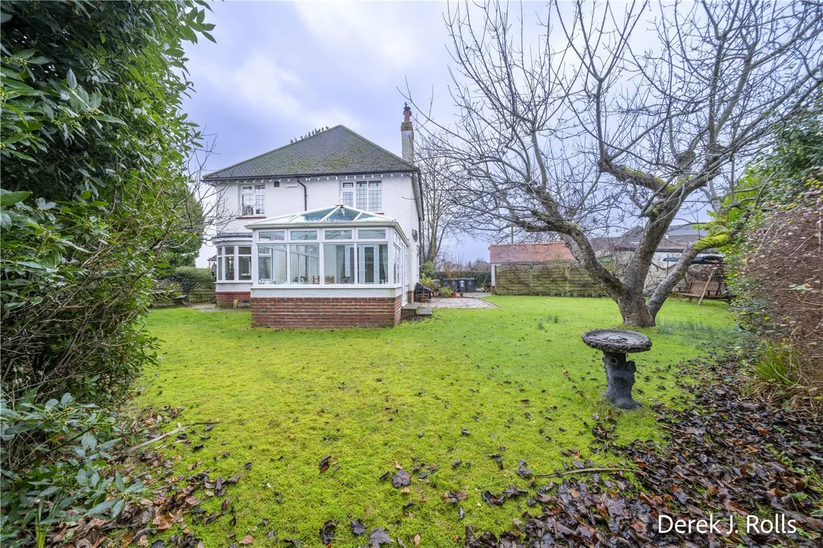 New Road, Bournemouth, Dorset, BH10