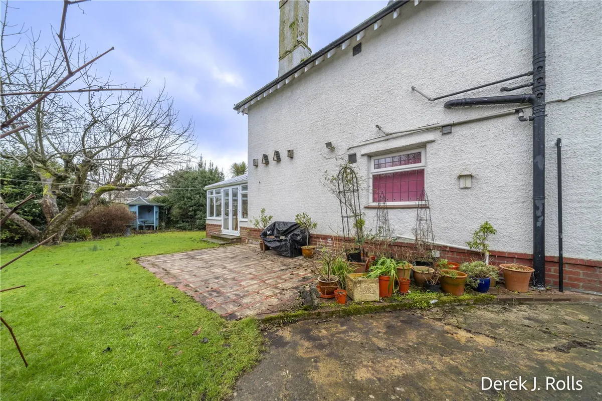 New Road, Bournemouth, Dorset, BH10