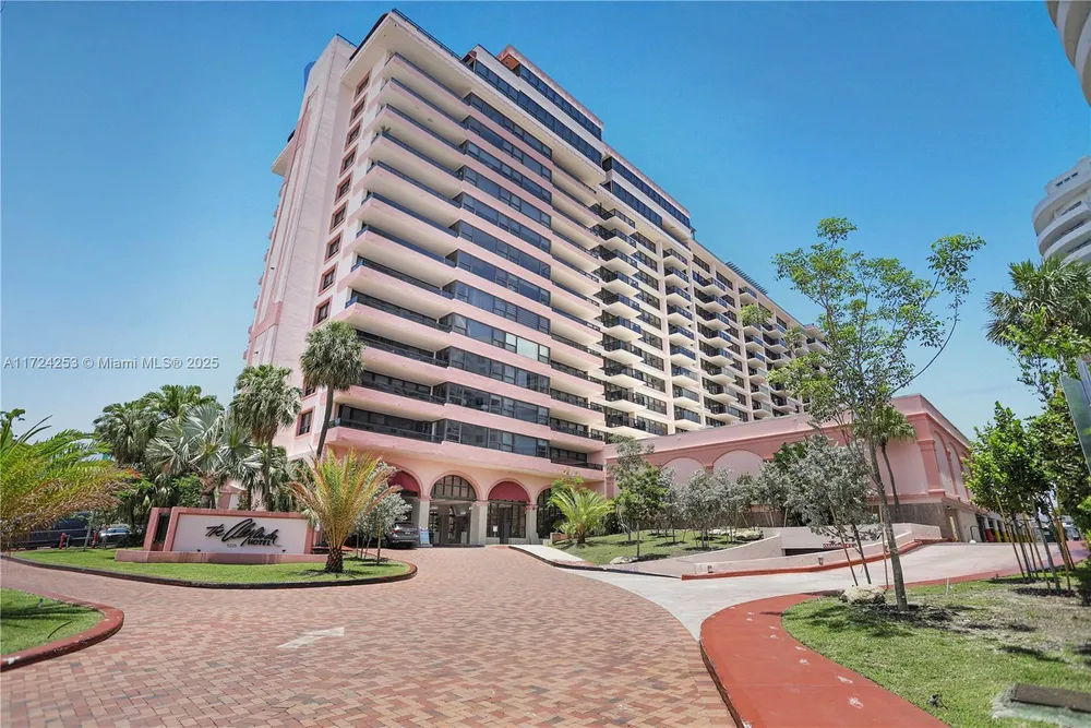 5225 Collins Ave, Miami Beach, FL 33140