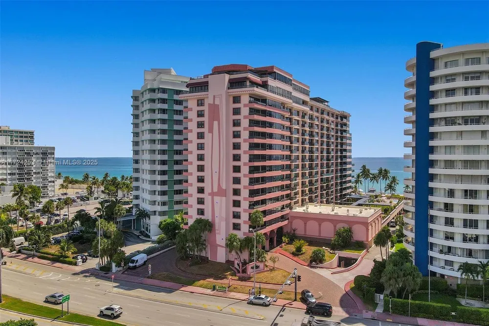 5225 Collins Ave, Miami Beach, FL 33140