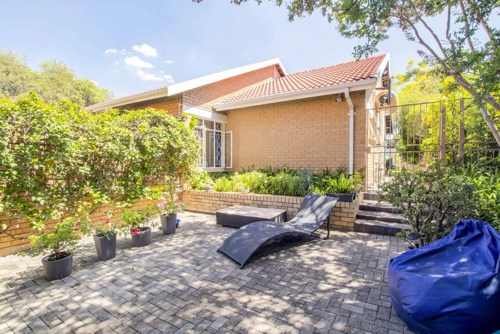 South Africa, Gauteng, Ferndale, Fir Avenue, 431