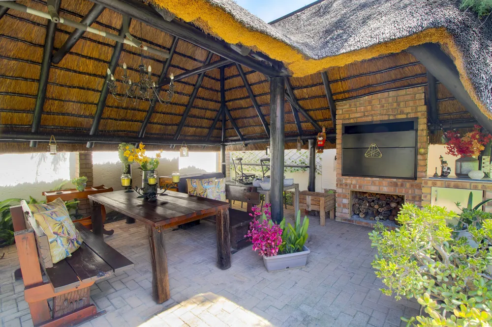 South Africa, Gauteng, Ferndale, Fir Avenue, 431