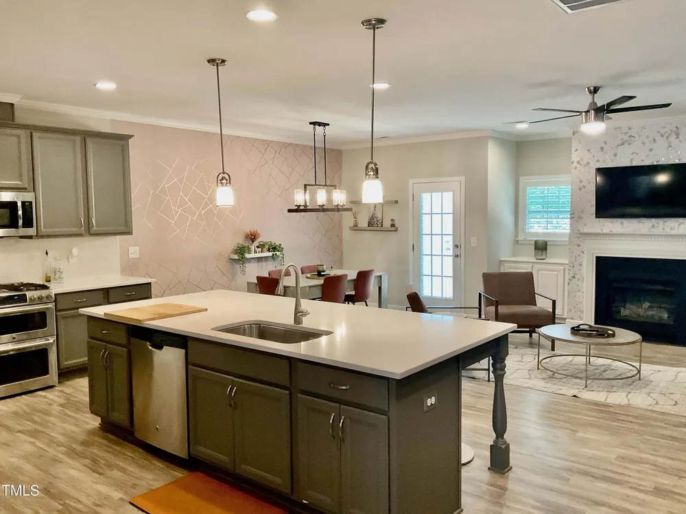 166 Gulley Glen Dr, Garner, NC 27529