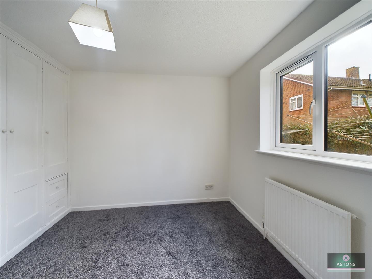 Langley Green Image 6
