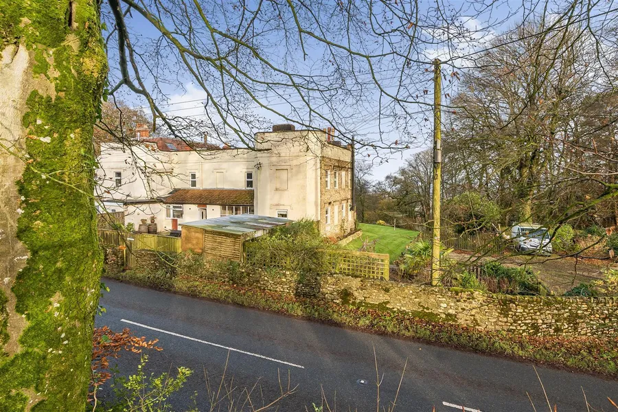 Property Image 32