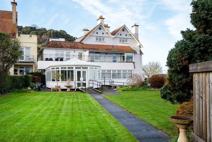 Property Image 38