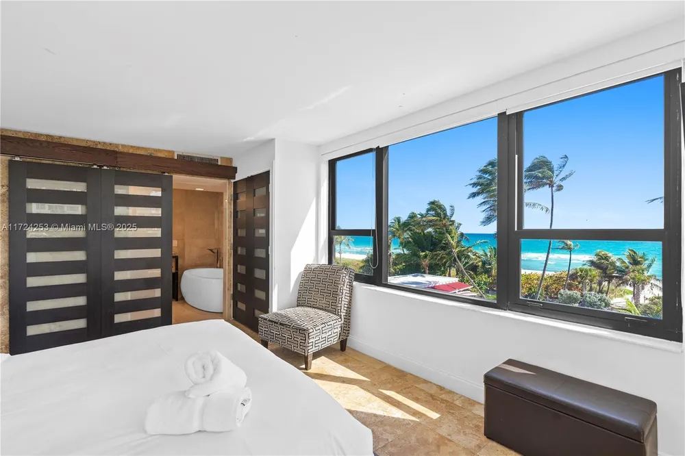 5225 Collins Ave, Miami Beach, FL 33140