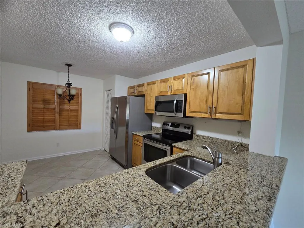 5737 Whitaker Rd, Naples, FL 34112