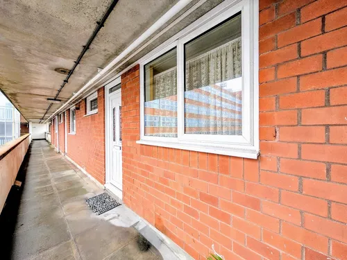 Guildbourne Centre, Worthingphoto