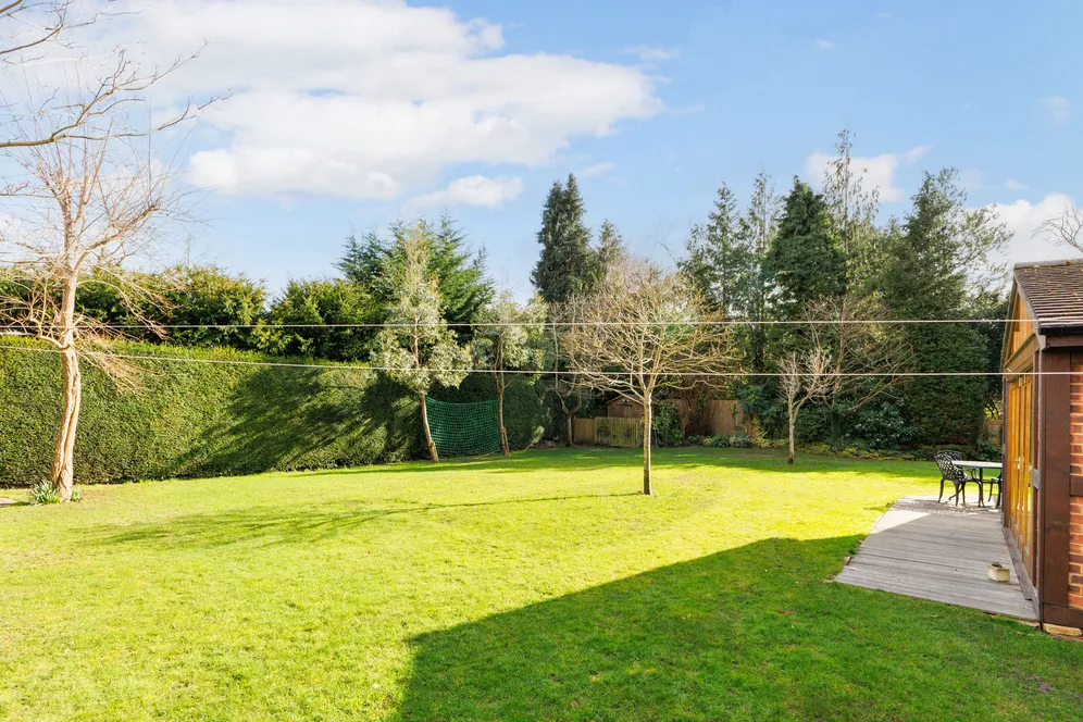 Oval Way, Gerrards Cross, SL9 photo 19