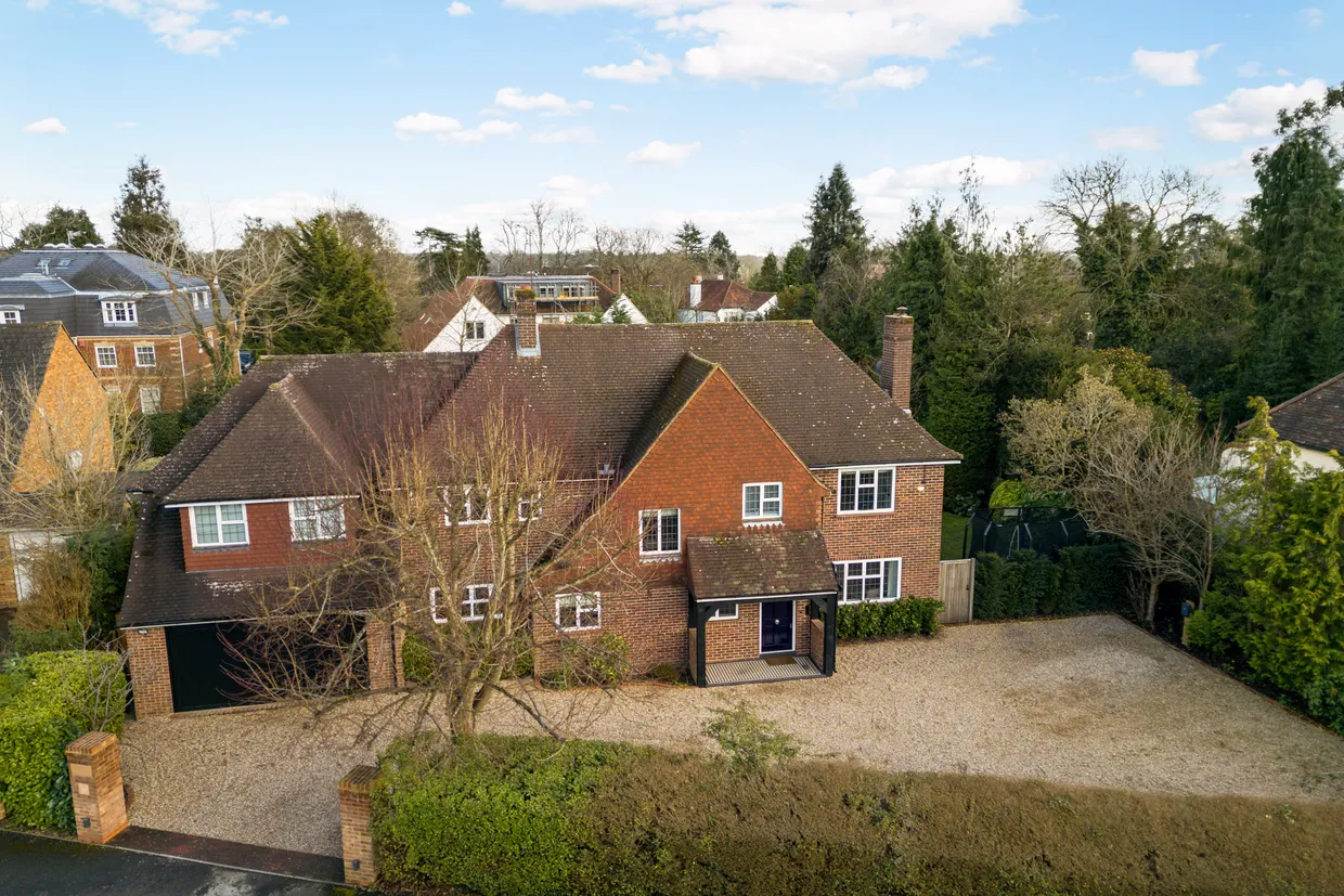 Oval Way, Gerrards Cross, SL9 photo 30