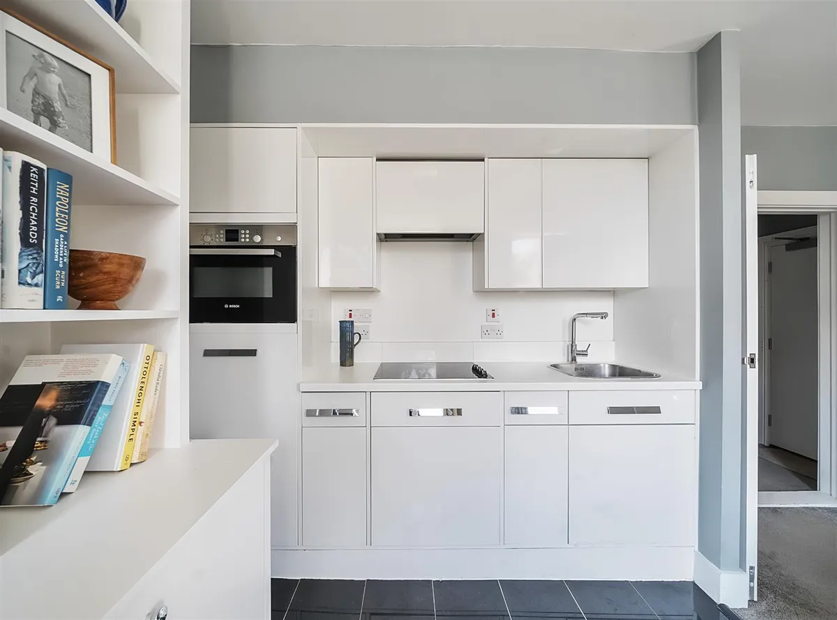 Brondesbury Road, London, NW6