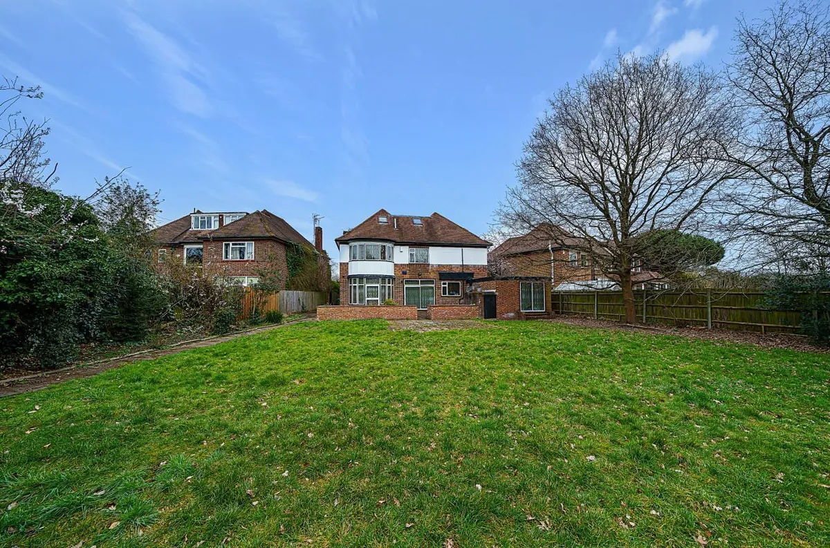 Manor House Drive, Brondesbury Park, London, NW6