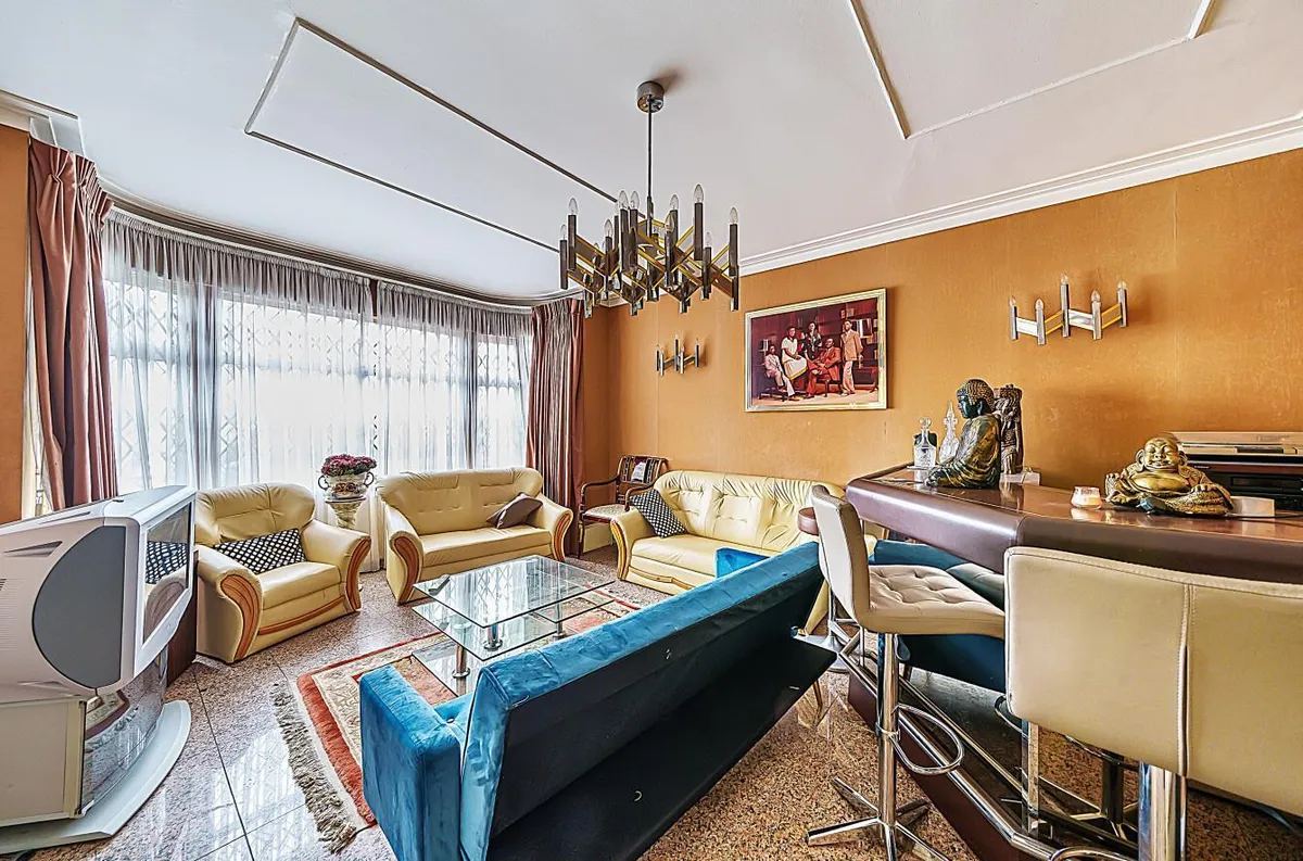 Manor House Drive, Brondesbury Park, London, NW6