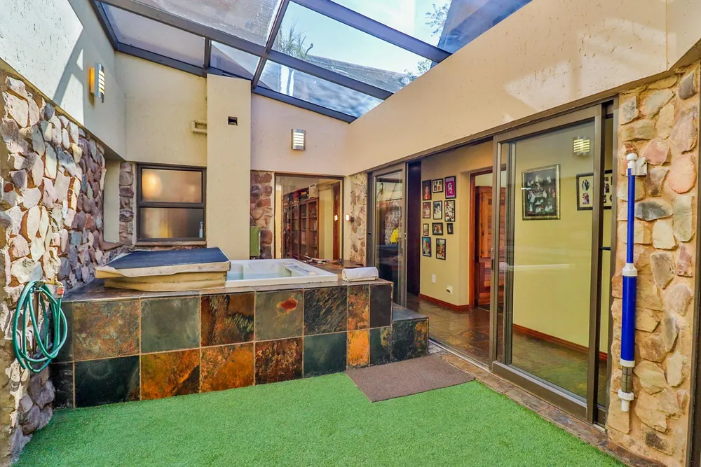 South Africa, North West, K'shane, Jackalberry, 637