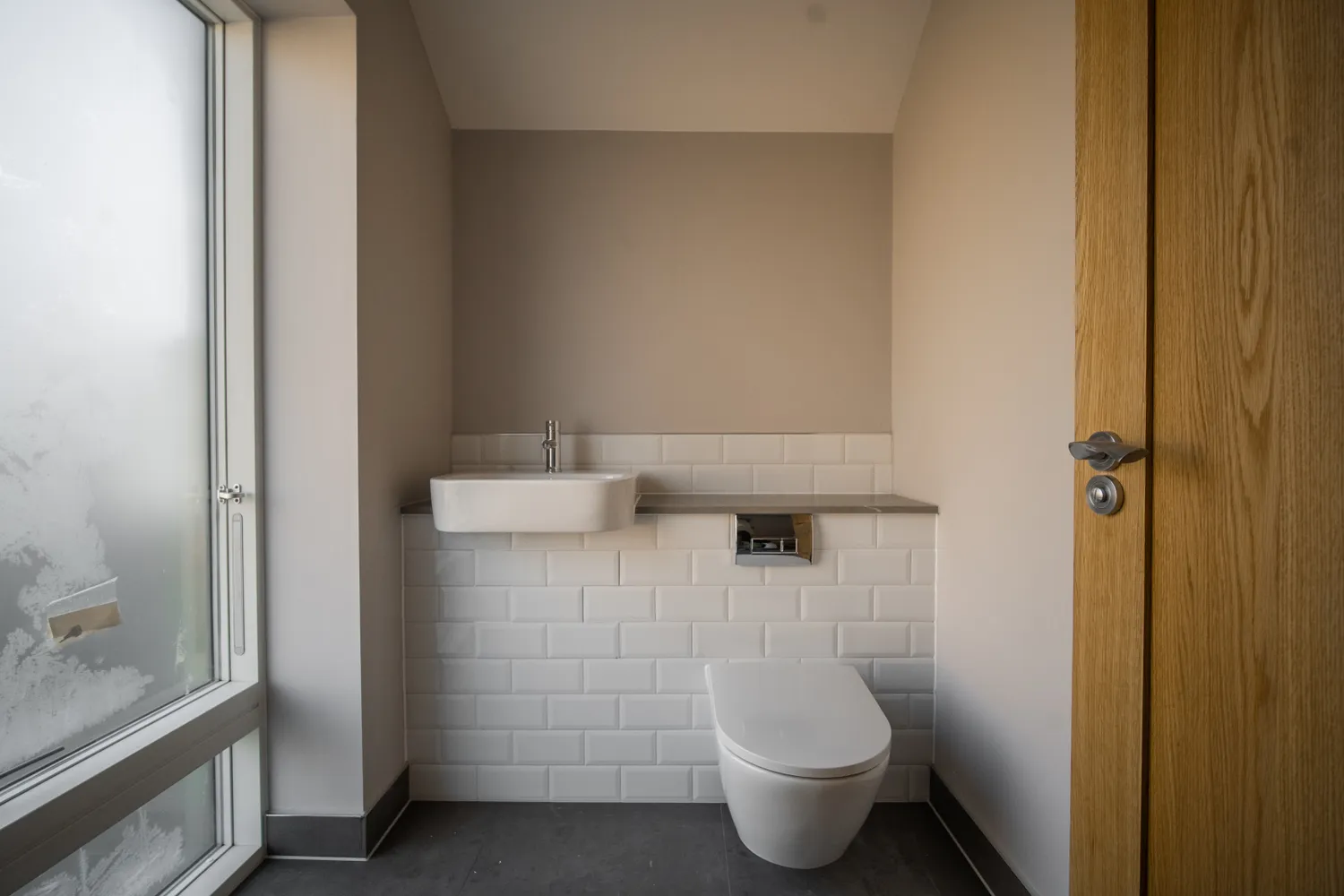 The Courtyard, Ardingly Road, RH16 photo 9