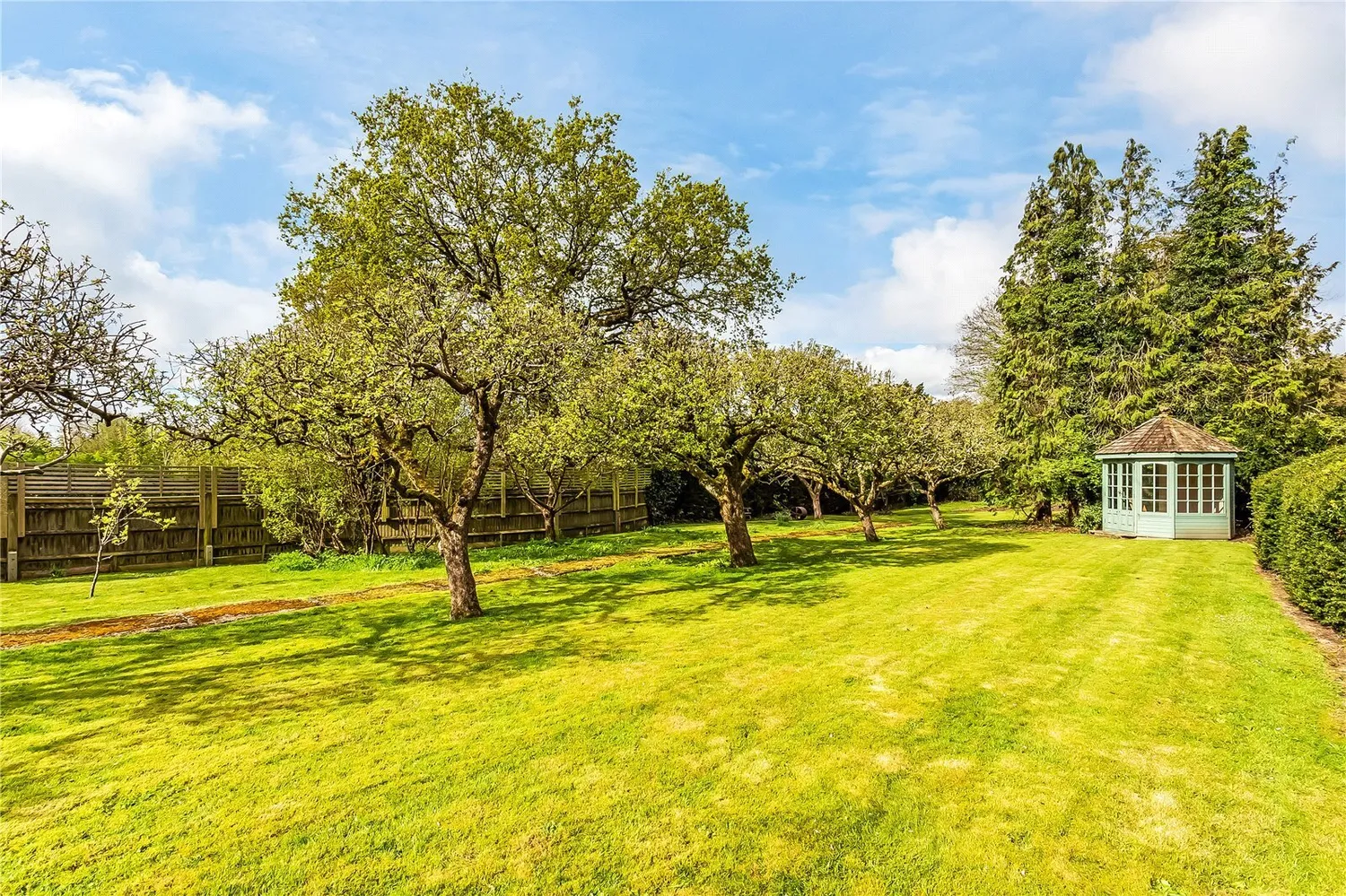 Pilgrims Way, Reigate, RH2 photo 3